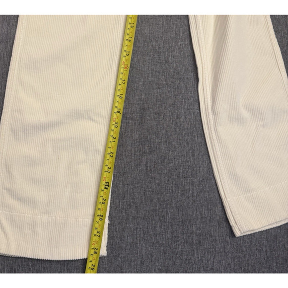 Faherty Portland Corduroy Pant, Egret (Ivory) Pockets Front Size 26 NWT - Picture 5 of 9